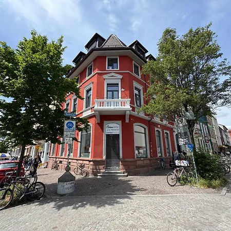 Historical Luxury Homes - Familiensuite Mit Terrasse Friburgo de Brisgovia