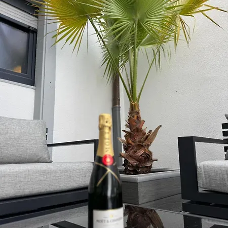 Historical Luxury Homes - Familiensuite Mit Terrasse