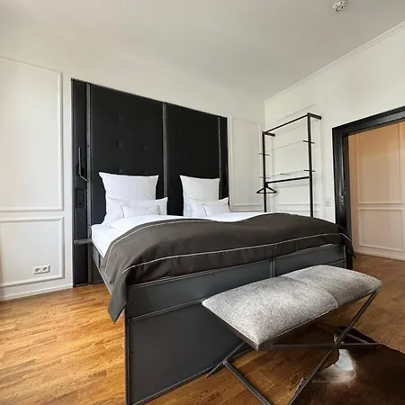 Historical Luxury Homes - Familiensuite Mit Terrasse Apartamento