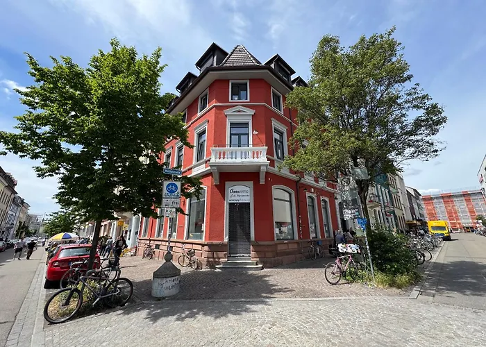 Historical Luxury Homes - Familiensuite Mit Terrasse Фрайбург