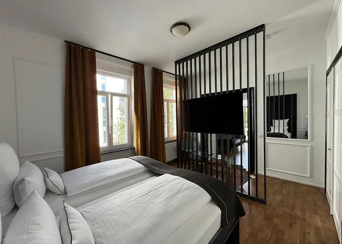 Historical Luxury Homes - Familiensuite Mit Terrasse