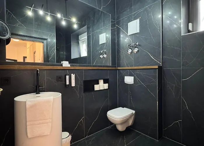 Historical Luxury Homes - Familiensuite Mit Terrasse