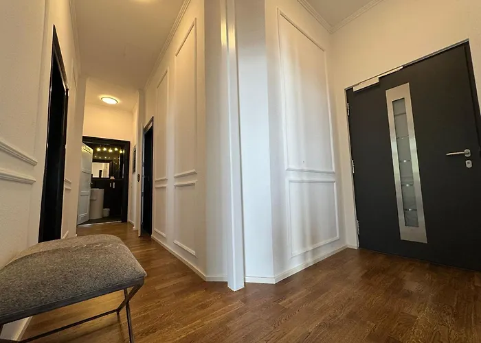 Historical Luxury Homes - Familiensuite Mit Terrasse Фрайбург